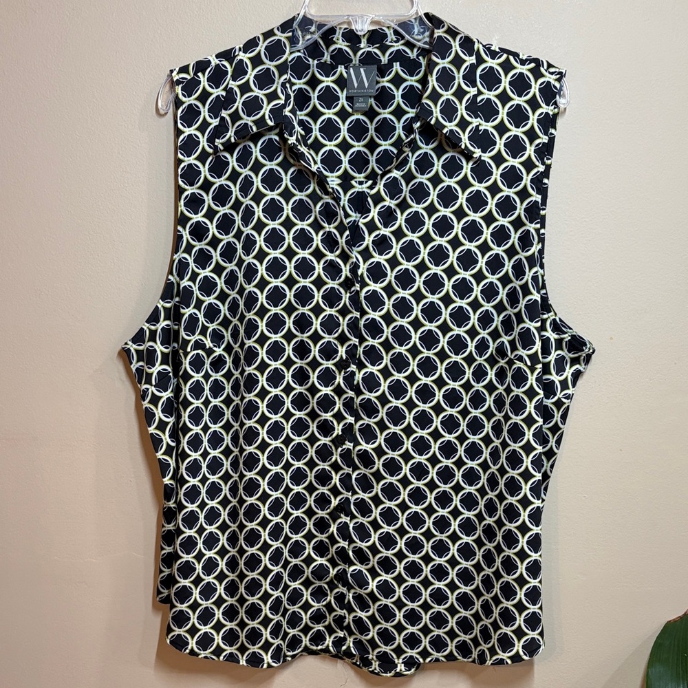 Worthington Black, Green, and White Sleeveless Button-Front Circle Print Top, 2X